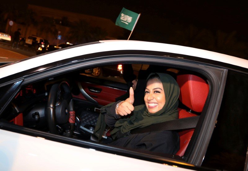 2018-06-24T044745Z_1_LYNXMPEE5N05W_RTROPTP_3_SAUDI-WOMEN-DRIVING.JPG