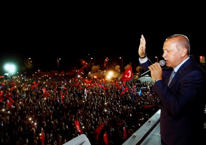 2018-06-24T214511Z_1_LYNXMPEE5N19V_RTROPTP_3_TURKEY-ELECTION.JPG
