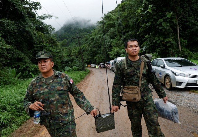 2018-06-28T043128Z_1_LYNXMPEE5R0CU_RTROPTP_3_THAILAND-ACCIDENT-CAVE.JPG