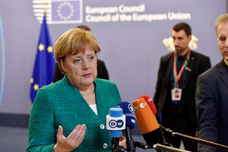 2018-06-29T040429Z_1_LYNXMPEE5S0BK_RTROPTP_3_EU-SUMMIT.JPG