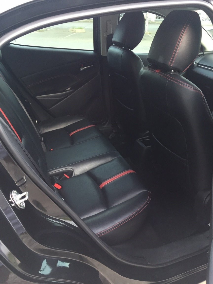 Mazda 2_6.jpg