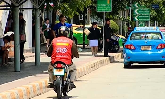 Poll Bangkok Public Prefer Win Motorcycle Taxis Over Grab Bike Say Thai Media Bangkok News Asean Now News Travel Forum