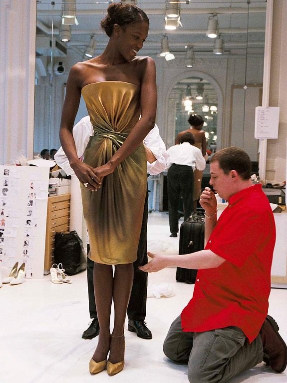 alexander-mcqueen-ann-ray.jpg