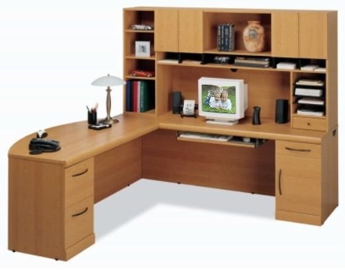 desk.jpg.f7abb87cd502b19223e66a73de79ac89.jpg