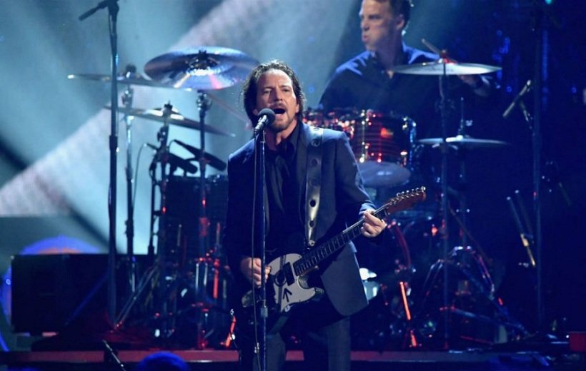 pearl-jam-new-song-920x584.jpg