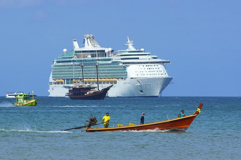 phuket-port-thailand-patong-beach-surroundings-84944334.jpg
