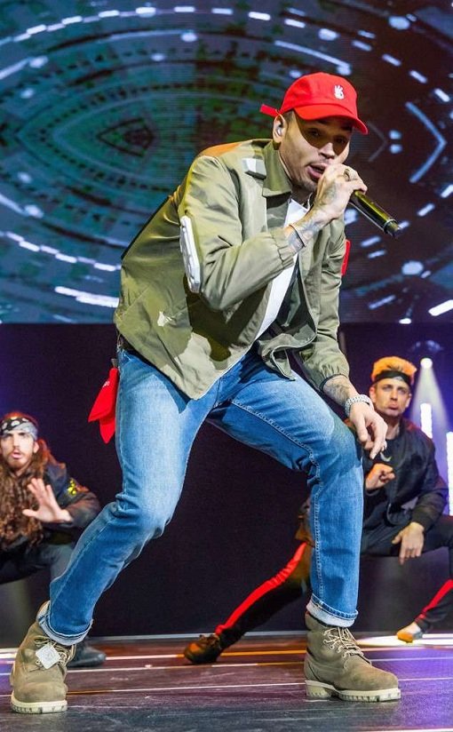 rs_634x1024-180509185438-634-chris-brown-concert-050918.jpg
