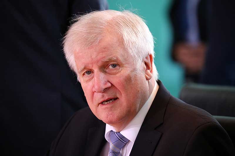 2018-07-01T221946Z_1_LYNXMPEE6022E_RTROPTP_4_GERMANY-POLITICS.JPG
