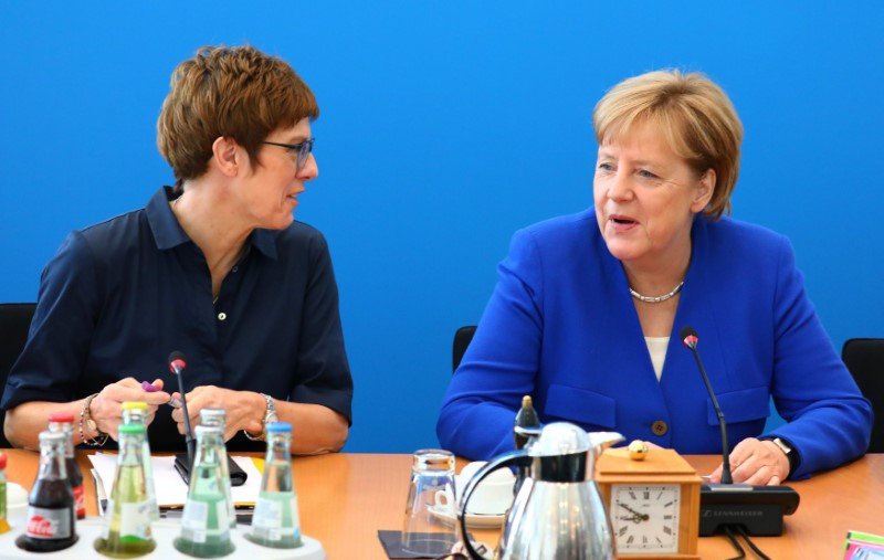 2018-07-02T073914Z_1_LYNXMPEE610F3_RTROPTP_3_EUROPE-MIGRANTS-GERMANY.JPG