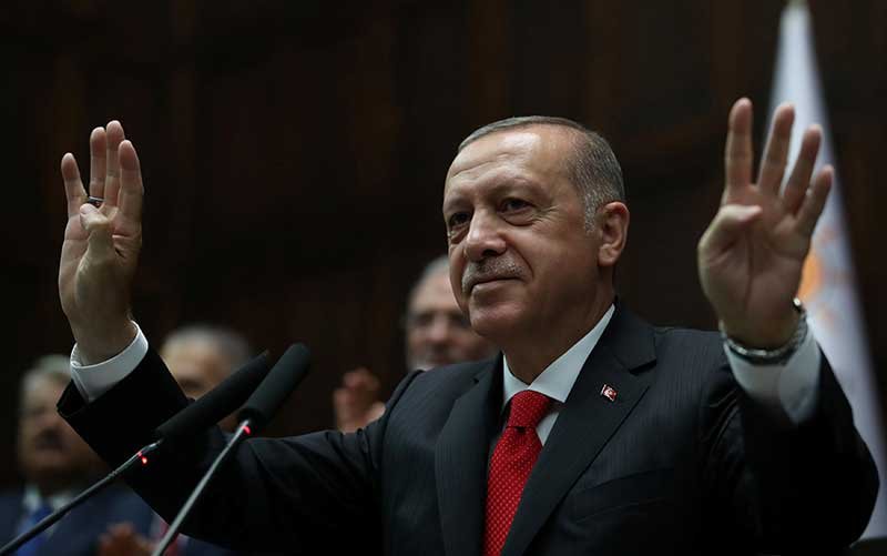 2018-07-08T230235Z_1_LYNXMPEE670WD_RTROPTP_4_TURKEY-ECONOMY-ERDOGAN.JPG