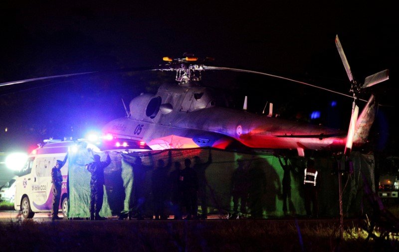 2018-07-13T060046Z_1_LYNXMPEE6C0AY_RTROPTP_3_THAILAND-ACCIDENT-CAVE-RESCUE.JPG