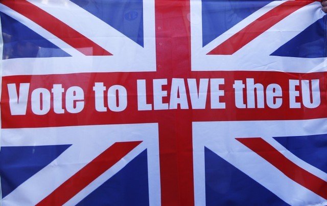 2018-07-17T062325Z_1_LYNXMPEE6G0A5_RTROPTP_3_BRITAIN-EU-OLDHAM.JPG