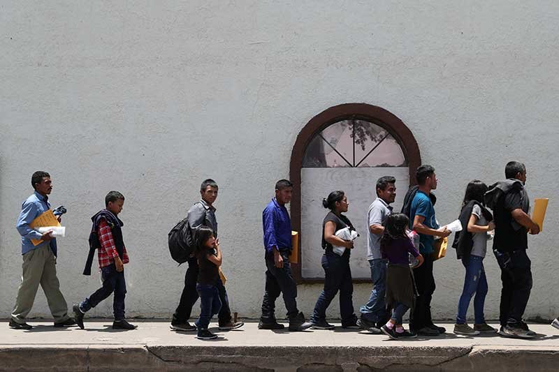 2018-07-24T030051Z_1_LYNXMPEE6N03C_RTROPTP_4_USA-IMMIGRATION.JPG