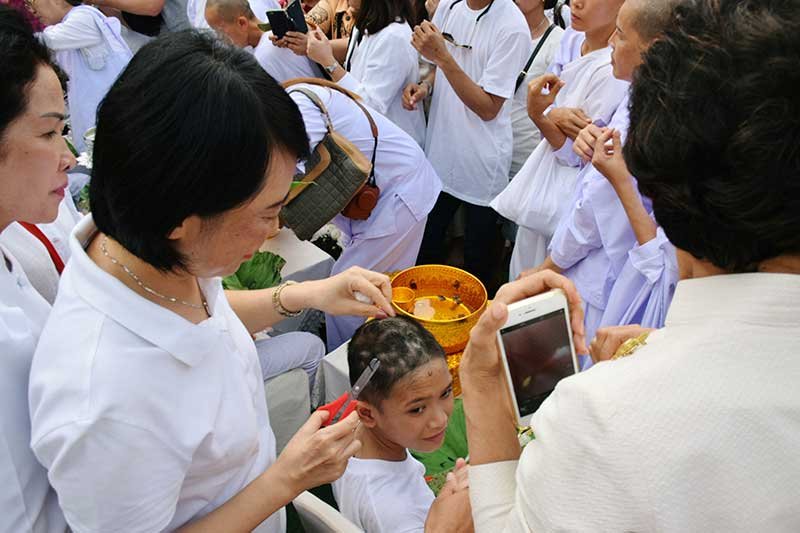 2018-07-24T180926Z_1_LYNXMPEE6N1OM_RTROPTP_4_THAILAND-ACCIDENT-CAVE-ORDINATION.jpg
