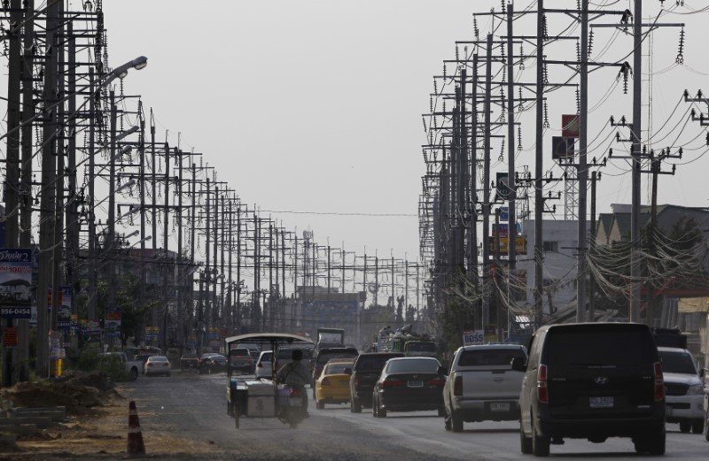 2018-07-25T070435Z_1_LYNXMPEE6O0EI_RTROPTP_3_THAILAND-ENERGY.JPG