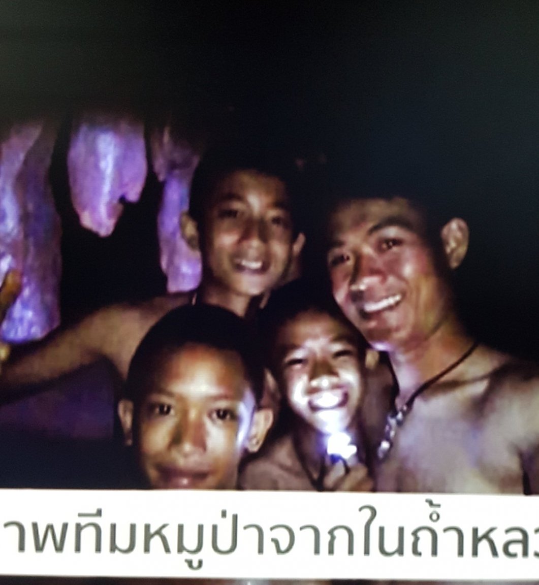 20180702_233411.thumb.jpg.07dab1fb4a2f7164b6cad730adfee4f8.jpg