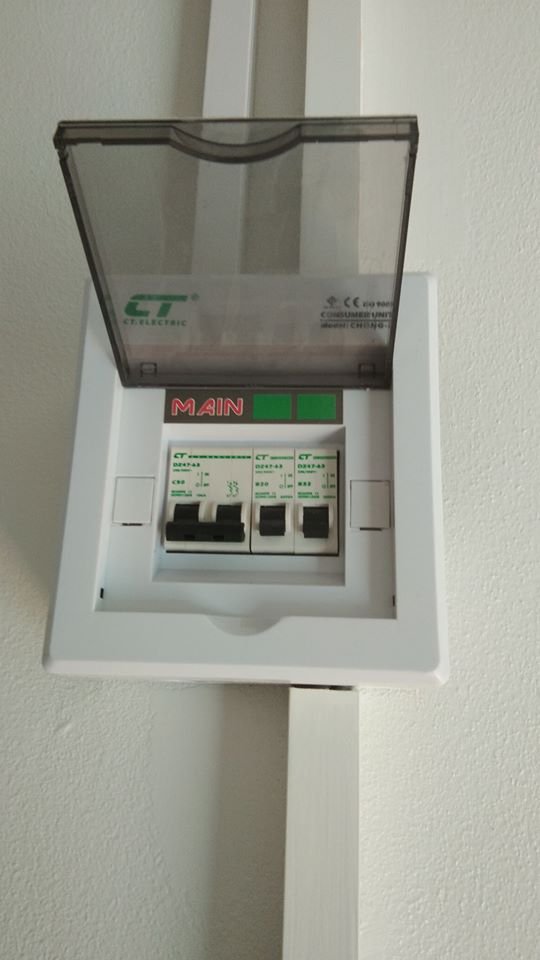 308270931_CU50amp-32amp-20ampRCBs.jpg.f26813712919df1bf77839fd5776c8c1.jpg