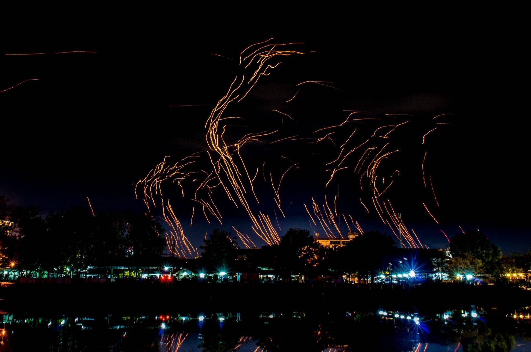 ChiangMaiNewYear.thumb.jpg.187c6b526f03bc5d8917c961ca6642a1.jpg