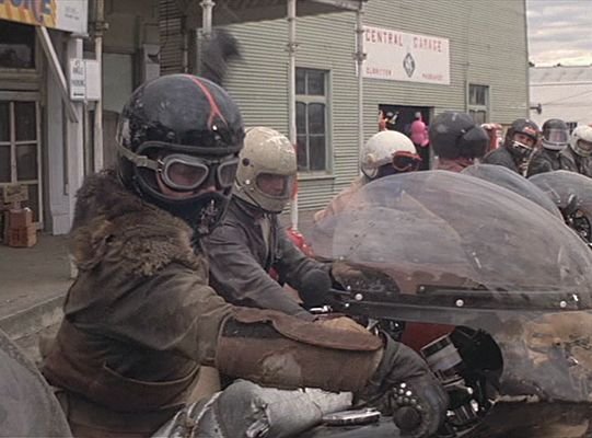 1915109562_madmax.jpg.52b76e20e10d177a4bc7170bd1a0a2f6.jpg