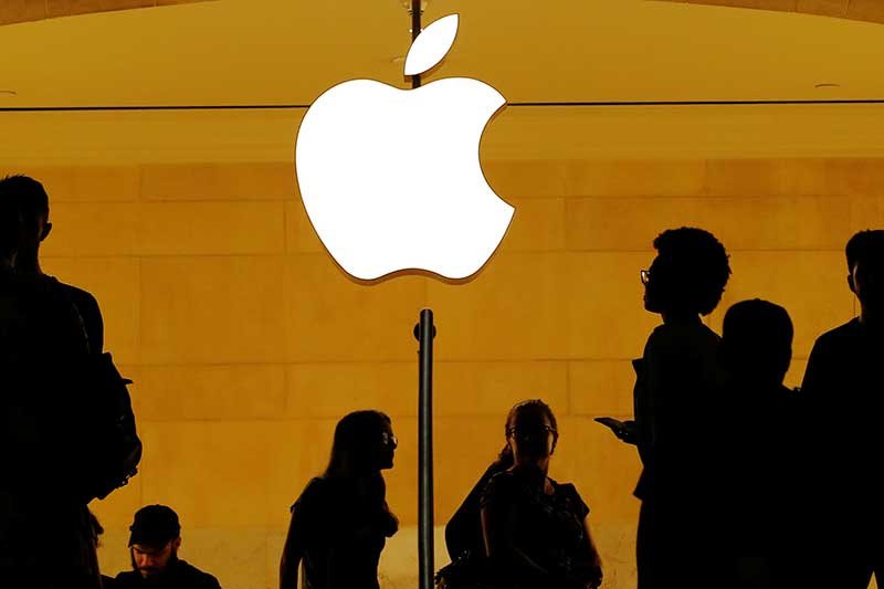 2018-08-03T030156Z_1_LYNXMPEE7204T_RTROPTP_4_APPLE-STOCKS-TRILLION.JPG
