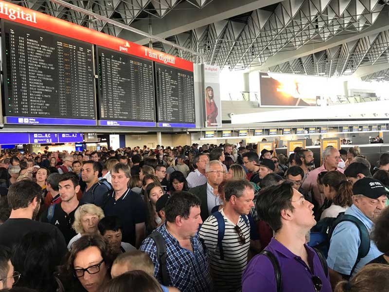 2018-08-07T131422Z_1_LYNXMPEE760ZO_RTROPTP_4_GERMANY-SECURITY.JPG