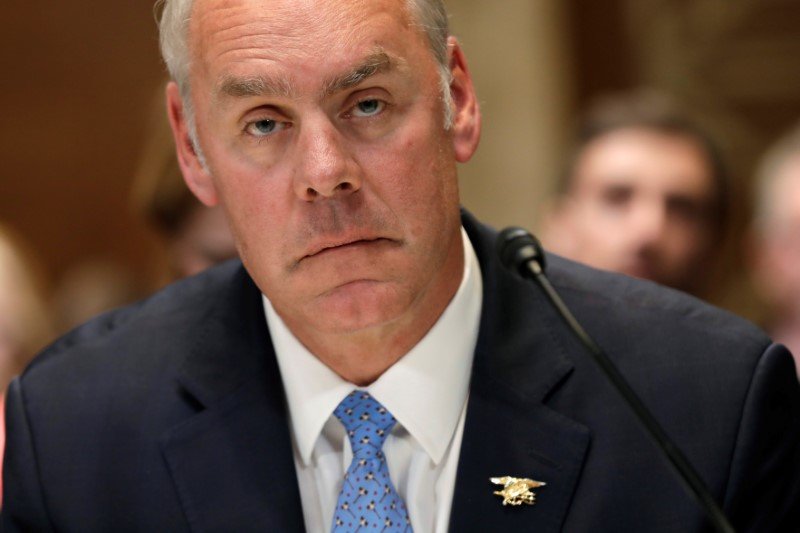 2018-08-08T225958Z_1_LYNXMPEE771WY_RTROPTP_3_USA-INTERIOR-ZINKE.JPG