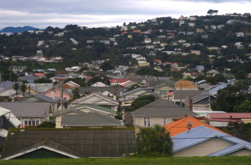 2018-08-15T073922Z_1_LYNXMPEE7E0O8_RTROPTP_3_NEWZEALAND-ECONOMY-HOUSEPRICES.JPG