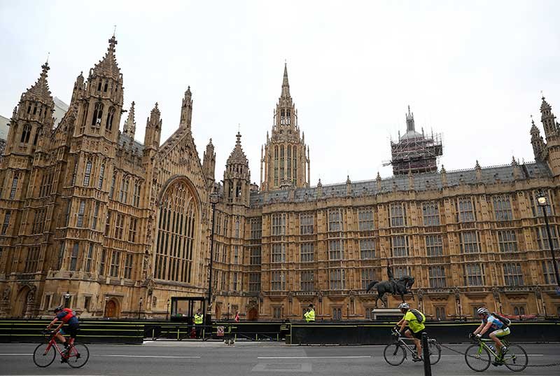 2018-08-15T074143Z_1_LYNXMPEE7E0OE_RTROPTP_4_BRITAIN-SECURITY.JPG