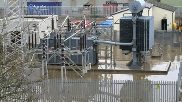 2141782423_powerstationflood.jpg.ecc5cb19f975211f18270b097288545d.jpg