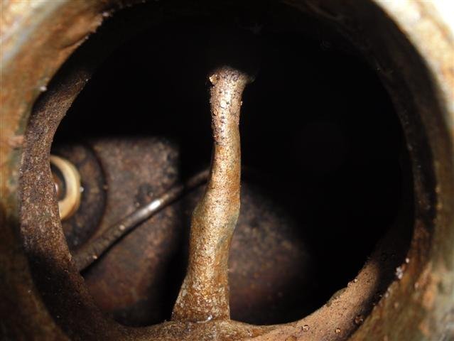763640292_rustbefore.JPG.68664afd6ba21ada887fdd67b406284a.JPG