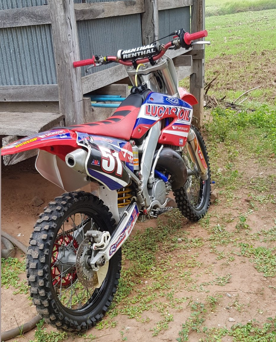 cr125 pic.jpg