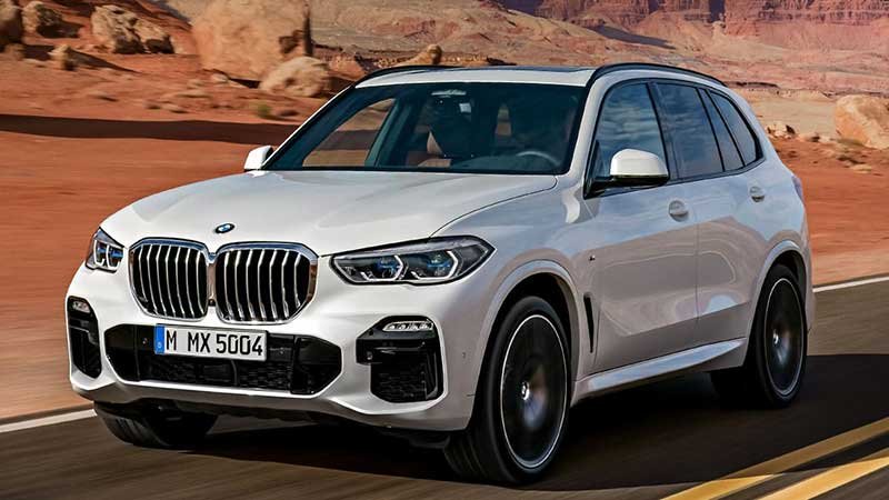 CR-Cars-InlineHero-2019-BMW-X5-driving-6-18.jpg