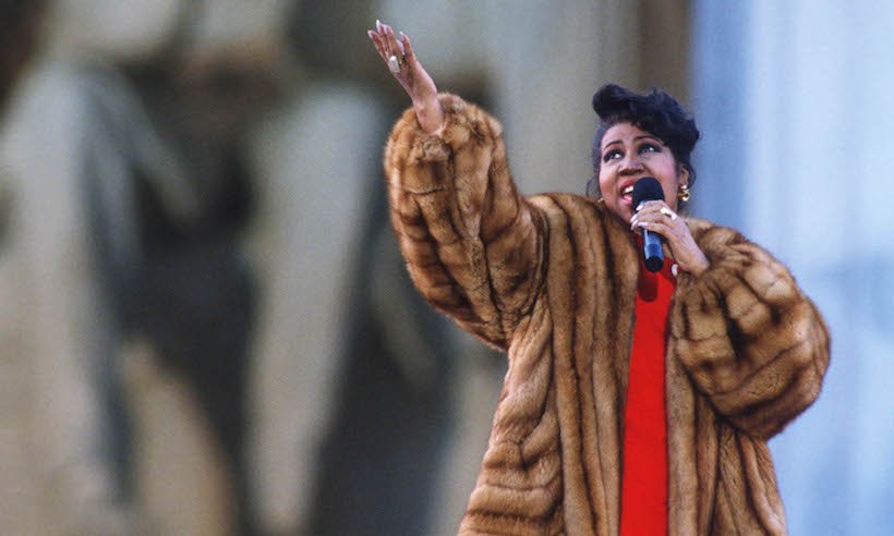 aretha-franklin-singing-t.jpg