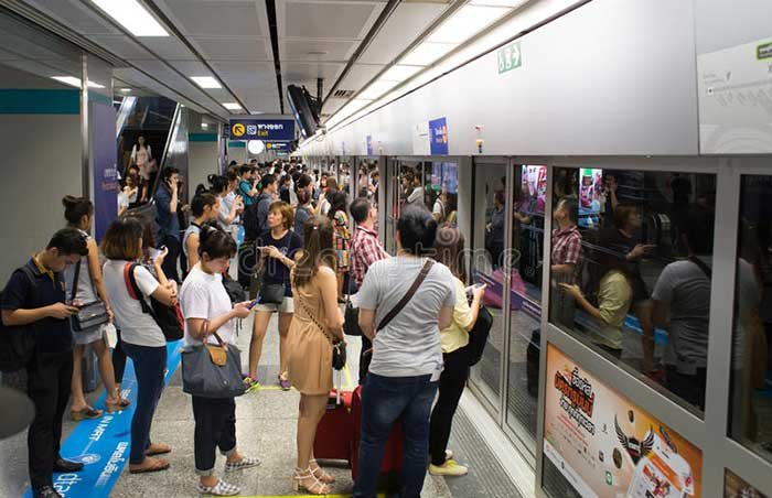 mrt.jpg