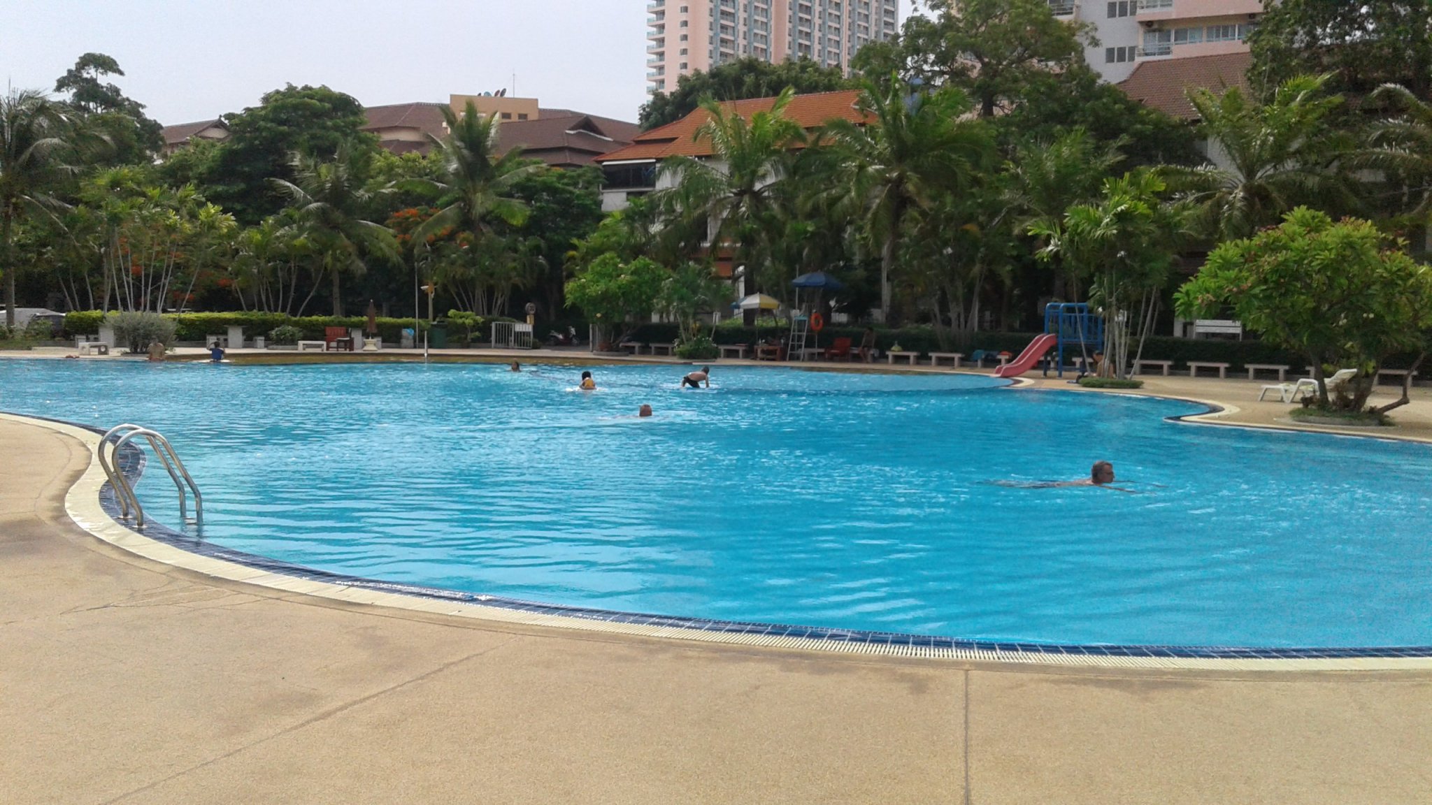pool.jpg