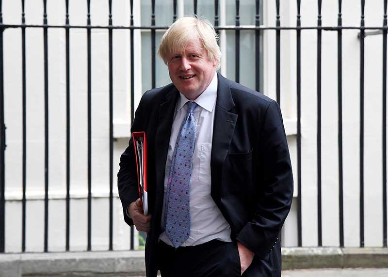 2018-09-03T194655Z_2_LYNXNPEE821CL_RTROPTP_4_RUSSIA-BRITAIN-APOLOGY.JPG