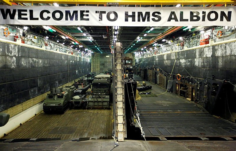 2018-09-06T001513Z_1_LYNXNPEE8500U_RTROPTP_4_BRITAIN-CHINA-SOUTHCHINASEA.JPG