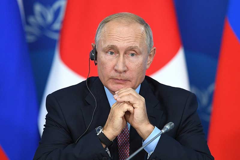 2018-09-11T080350Z_1_LYNXNPEE8A0C1_RTROPTP_4_RUSSIA-JAPAN-PUTIN-ABE.JPG