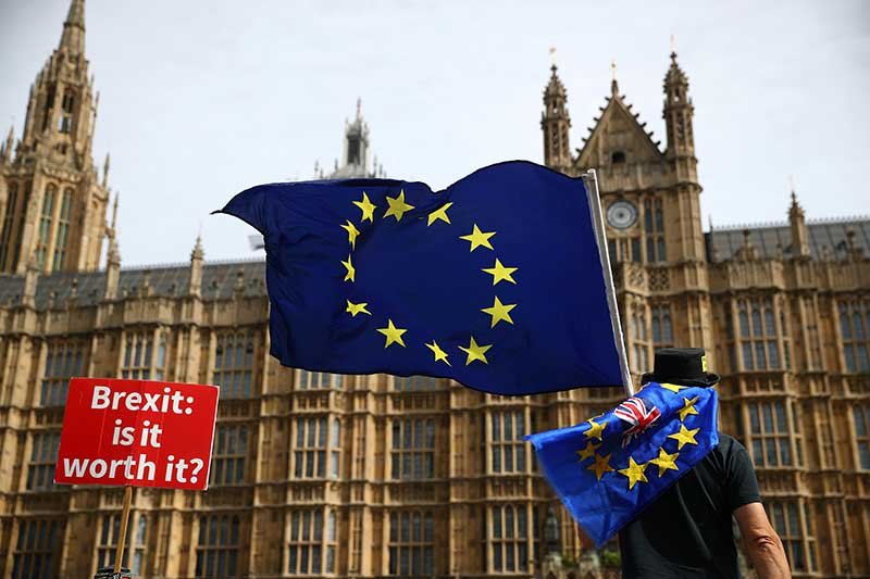 2018-09-21T041440Z_2_LYNXNPEE8K08N_RTROPTP_4_BRITAIN-EU.JPG