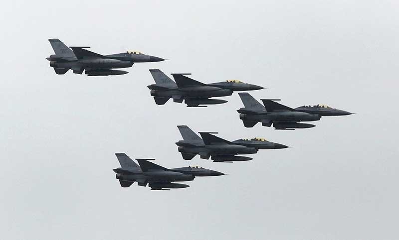 2018-09-25T020629Z_1_LYNXNPEE8O02X_RTROPTP_4_TAIWAN-DEFENCE.JPG