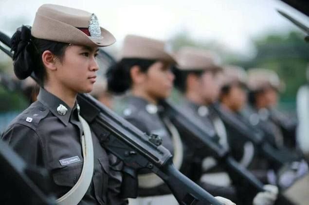 ผู้กำกับหญิง.jpg
