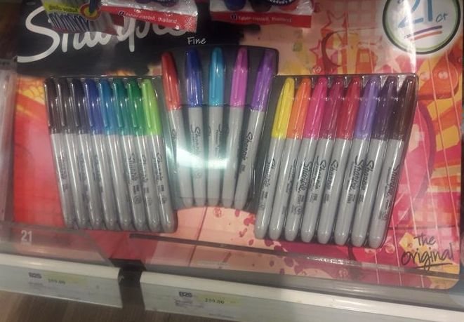 352261104_SharpieFineSets.jpg.b96def53c40f164f1a6e02892b4c6d12.jpg