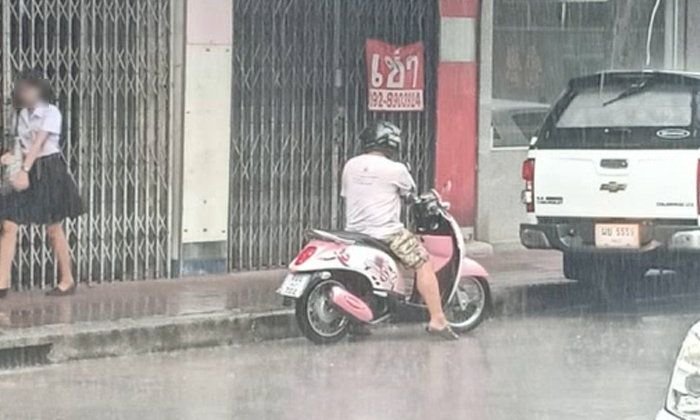 8PM.jpg