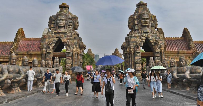 Fake-Angkor-03.jpg.75d3bf6c4b25706e73b3454c9efad0b1.jpg