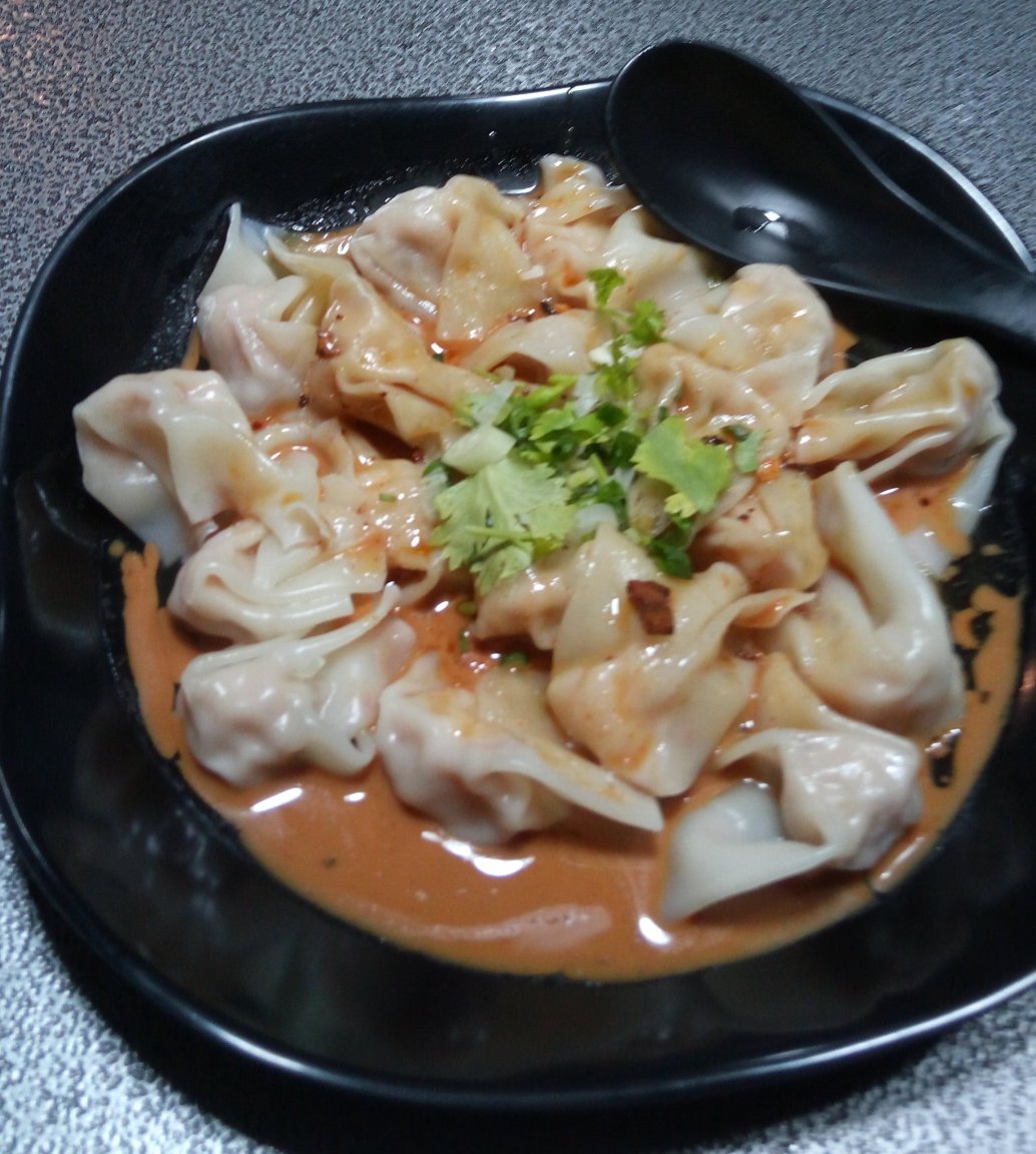 snackwontonpeanutsauce.thumb.jpg.42d3d6e75856a2c6c9869babc162bd5d.jpg