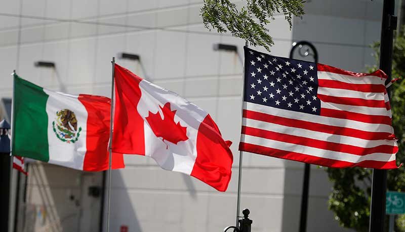 2018-10-01T123153Z_2_LYNXNPEE901WC_RTROPTP_4_TRADE-NAFTA.JPG