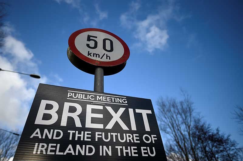 2018-10-09T232927Z_1_LYNXNPEE981YX_RTROPTP_4_BRITAIN-EU-IRELAND.JPG