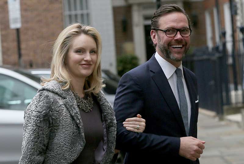 2018-10-10T174738Z_1_LYNXNPEE991LD_RTROPTP_4_BRITAIN-MURDOCH-MARRIAGE.JPG