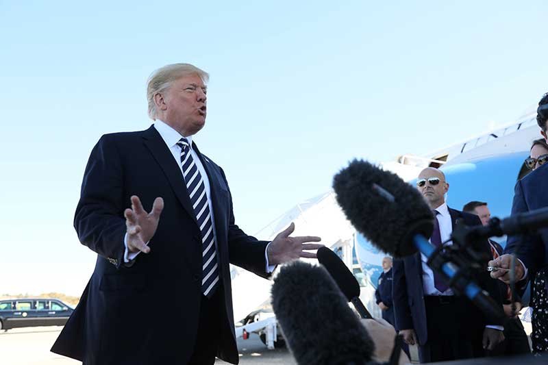 2018-10-21T090014Z_1_LYNXNPEE9K0CM_RTROPTP_4_USA-TRUMP.JPG