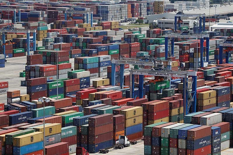 2018-10-22T002155Z_1_LYNXNPEE9L00W_RTROPTP_4_USA-TRADE-CHINA-PORTS.JPG